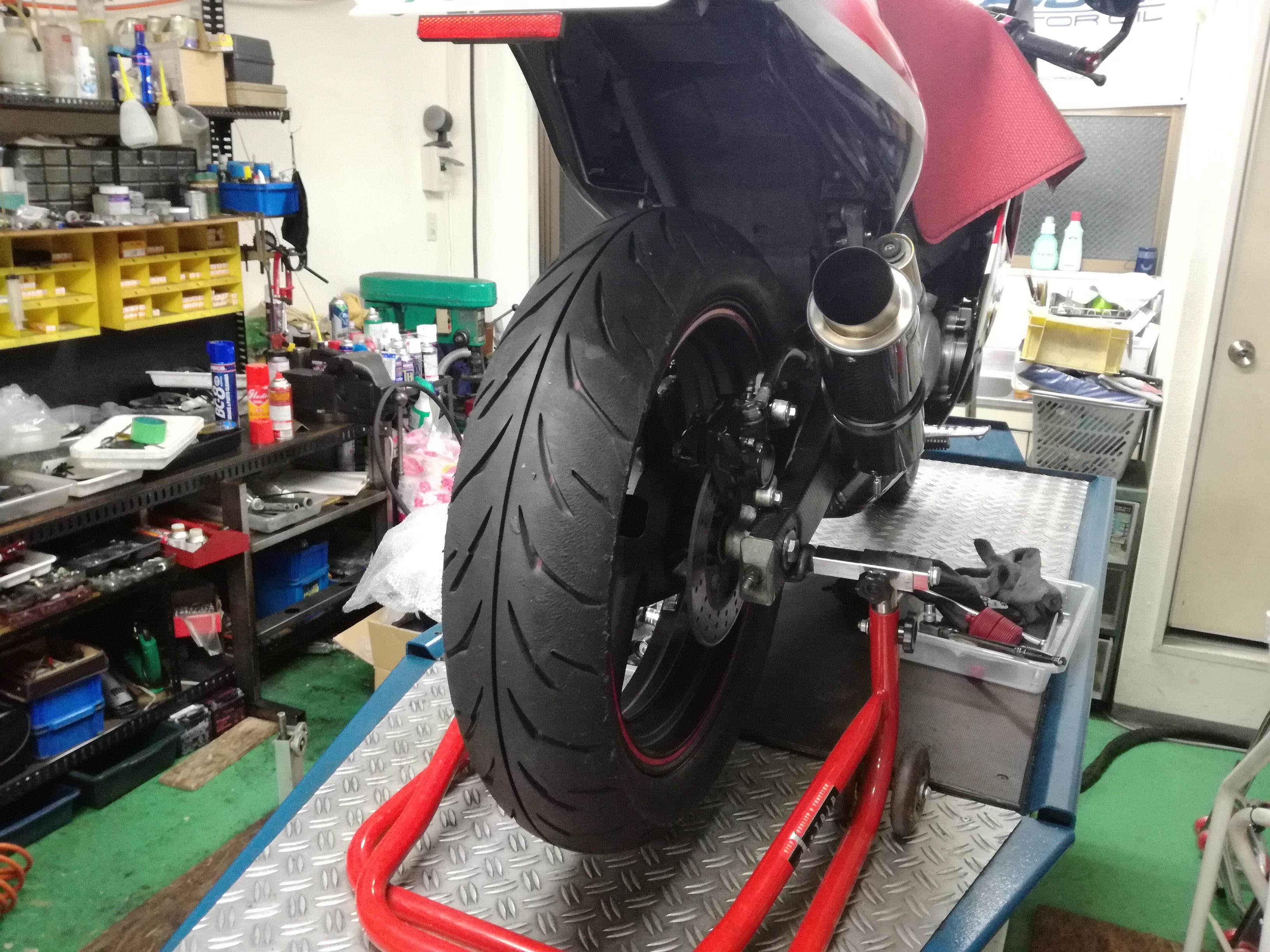 FZR250R タイヤ交換（1サイズアップ BT-39） - PUSH!PUSH!PUSH!.net